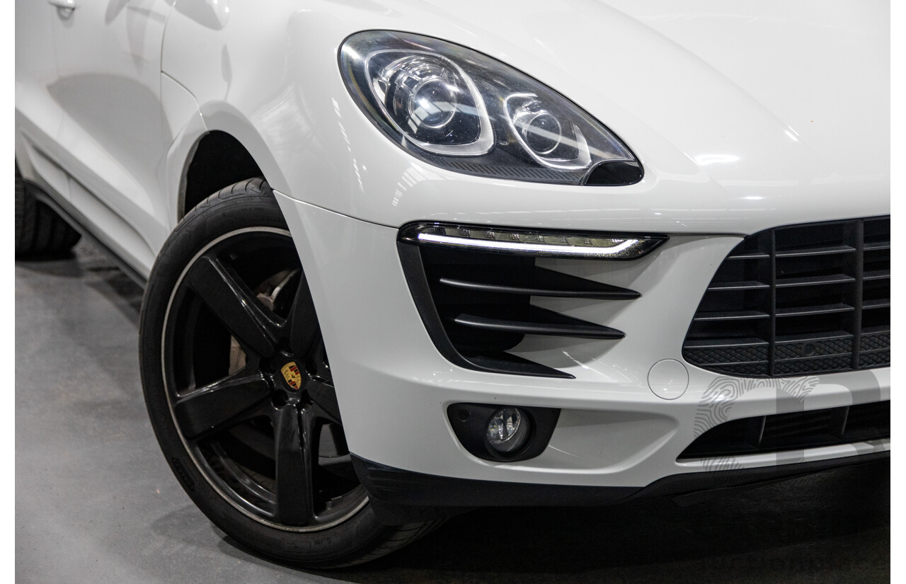 9/2015 Porsche Macan S Diesel (AWD) MY15 4d Wagon White Turbo Diesel V6 3.0L