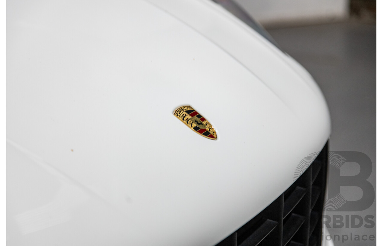 9/2015 Porsche Macan S Diesel (AWD) MY15 4d Wagon White Turbo Diesel V6 3.0L