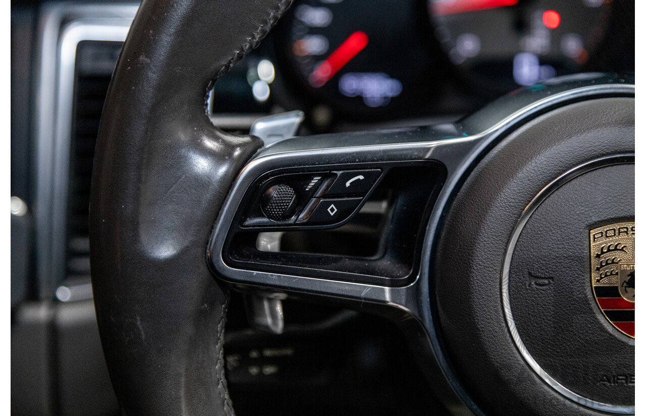 9/2015 Porsche Macan S Diesel (AWD) MY15 4d Wagon White Turbo Diesel V6 3.0L