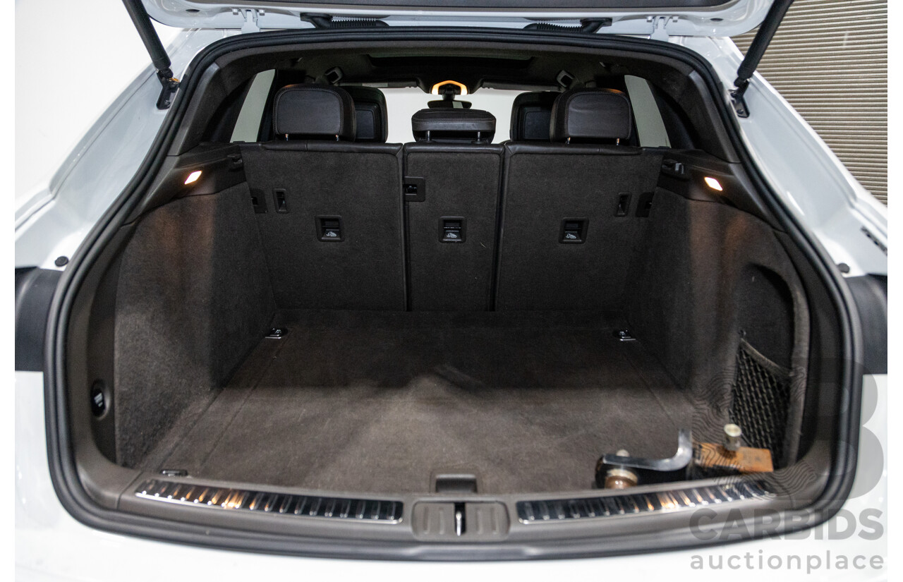 9/2015 Porsche Macan S Diesel (AWD) MY15 4d Wagon White Turbo Diesel V6 3.0L