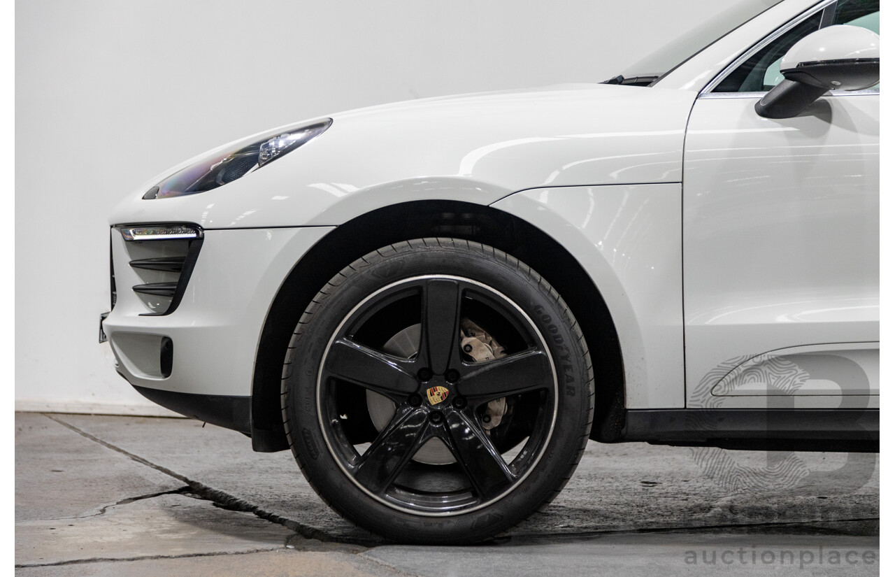 9/2015 Porsche Macan S Diesel (AWD) MY15 4d Wagon White Turbo Diesel V6 3.0L
