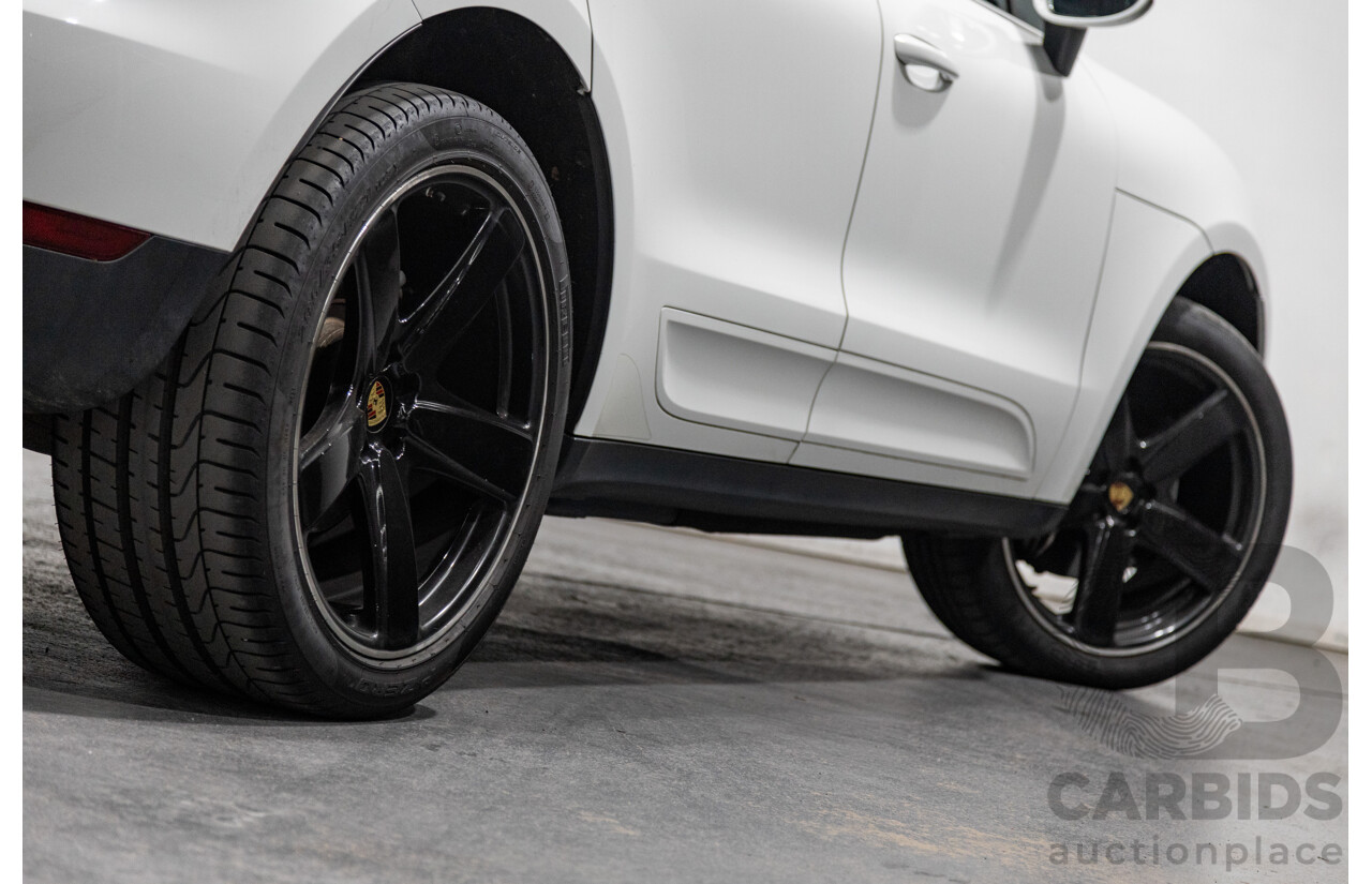 9/2015 Porsche Macan S Diesel (AWD) MY15 4d Wagon White Turbo Diesel V6 3.0L