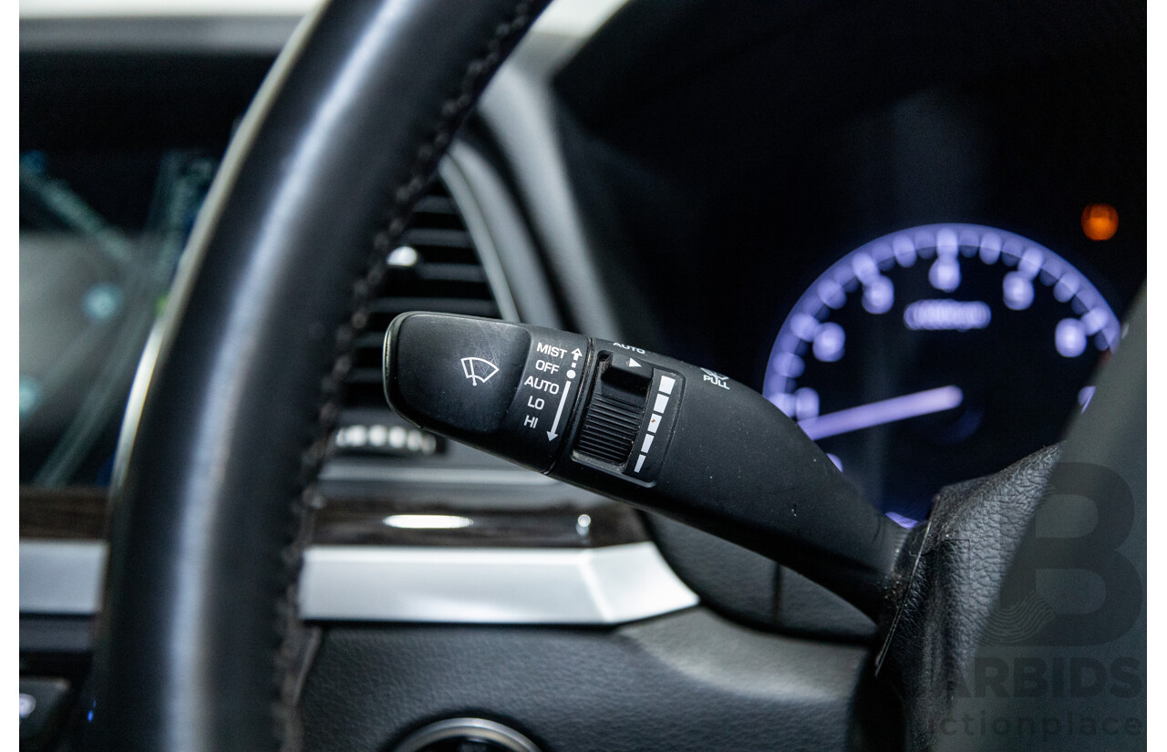 5/2015 Hyundai Genesis DH 4d Sedan Metallic Grey V6 3.8L