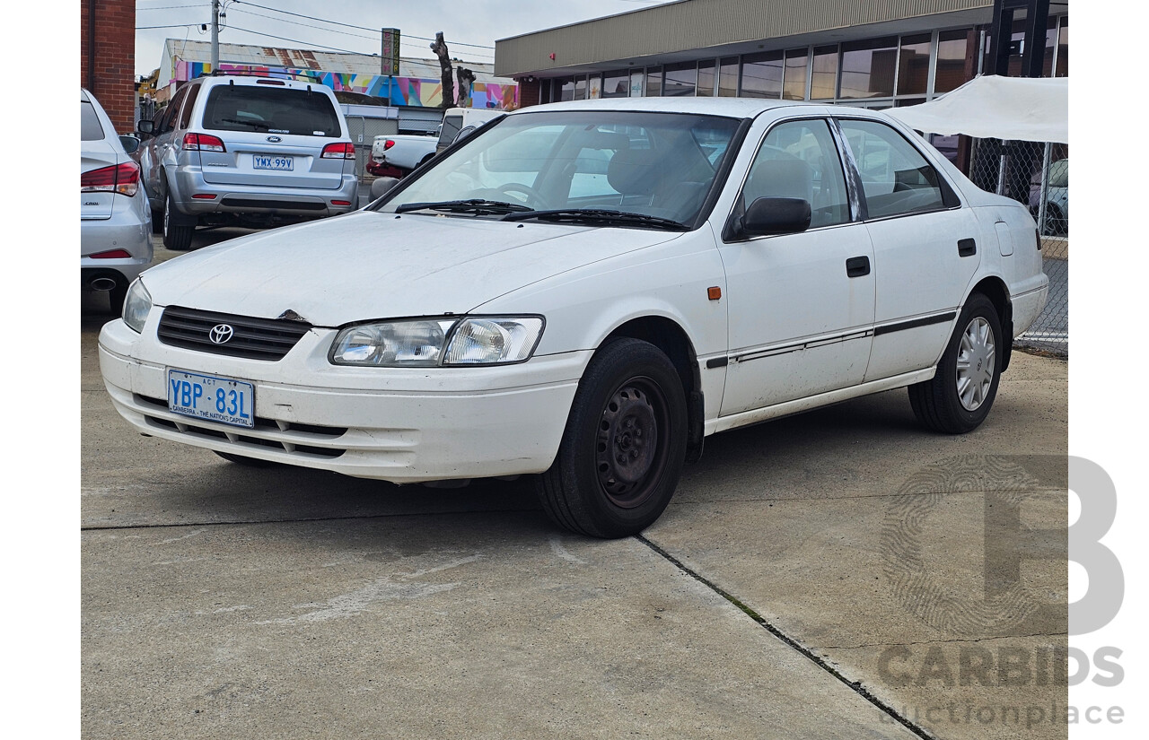 3/1998 Toyota Camry CSi MCV20R 4d Sedan White 3.0L