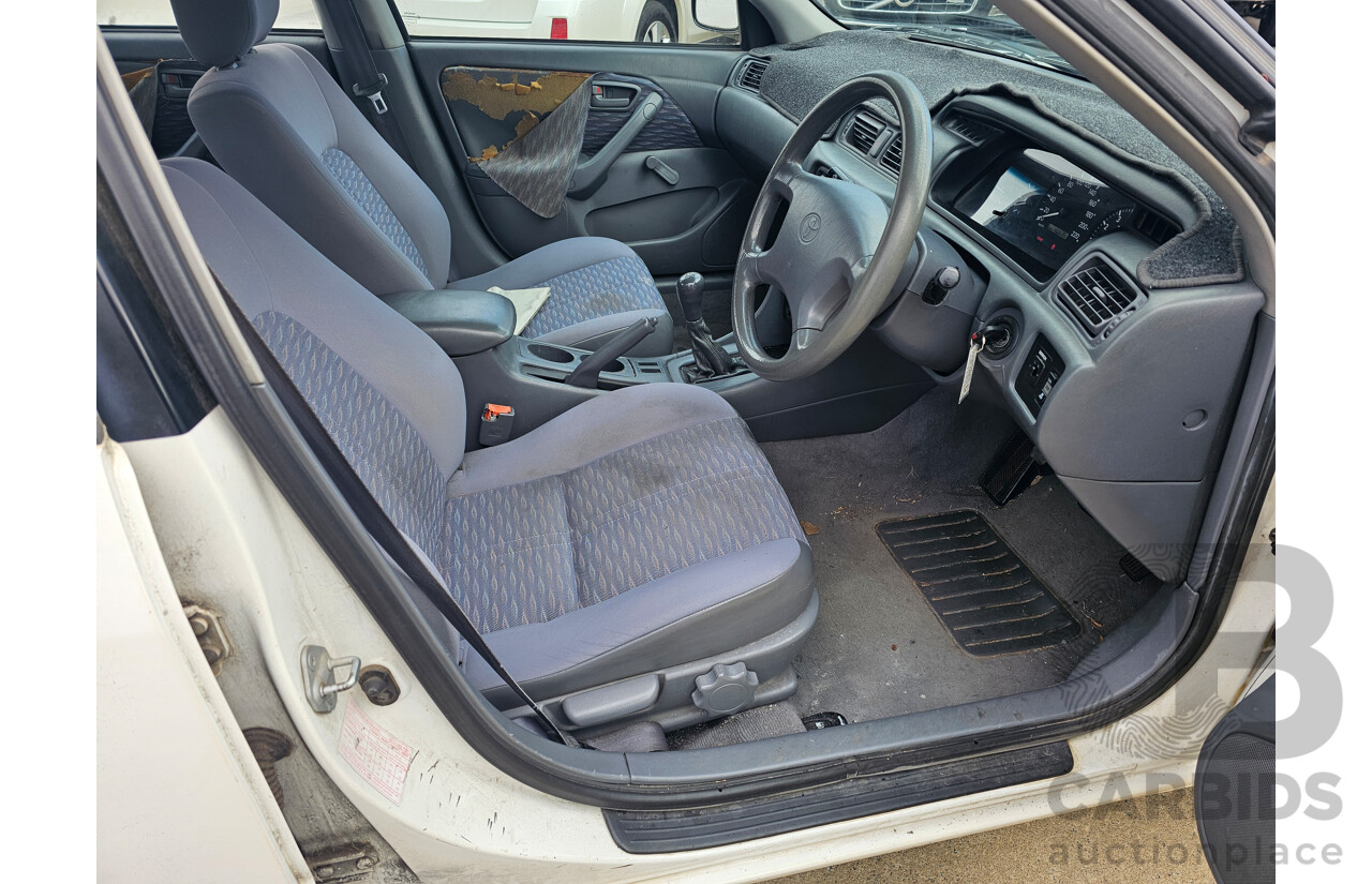 3/1998 Toyota Camry CSi MCV20R 4d Sedan White 3.0L