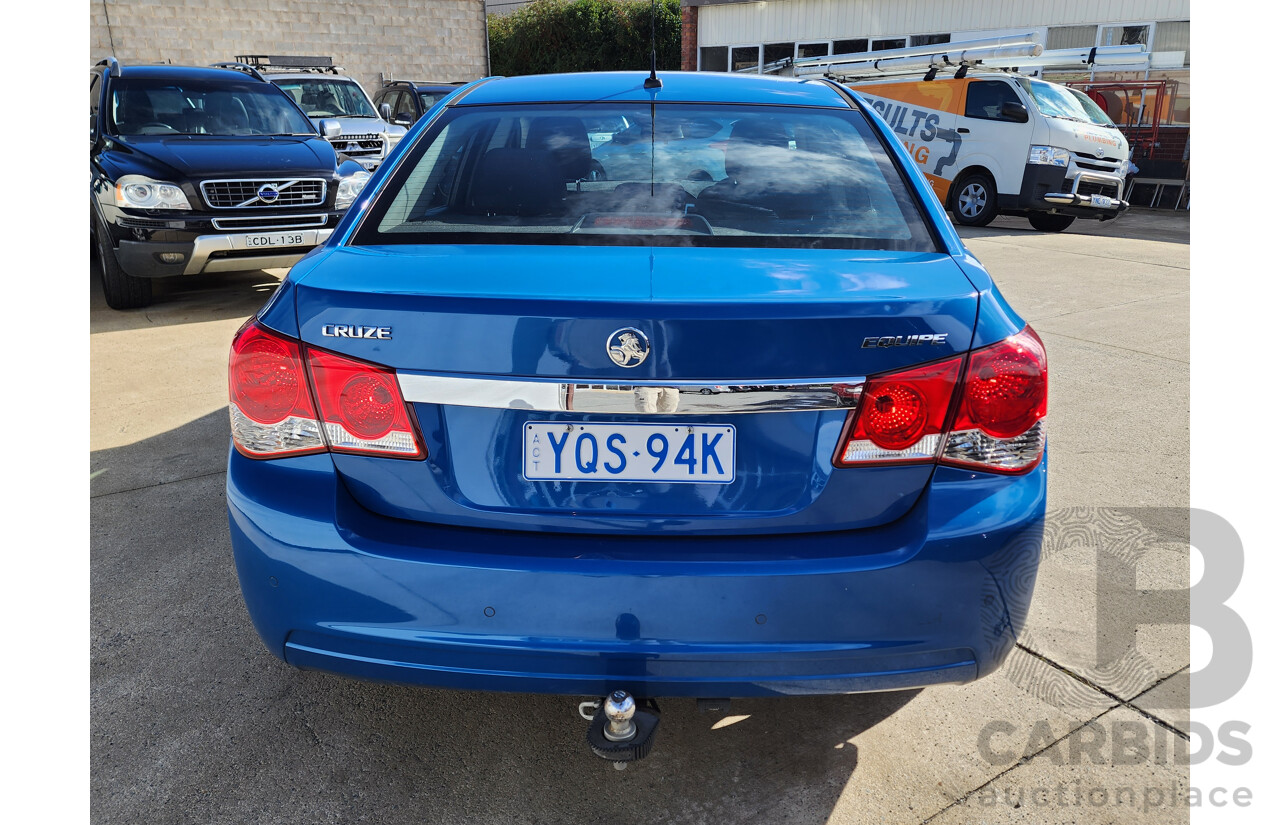 12/2013 Holden Cruze CD FWD JH MY13 4D Sedan Blue 1.8L