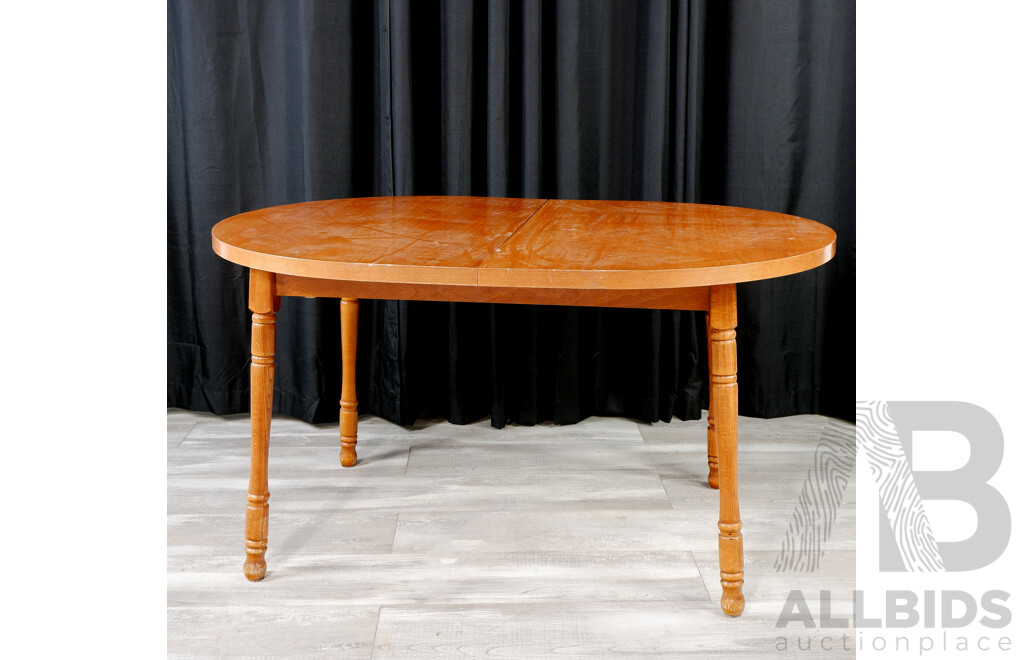 Modern Pine Extension Dining Table