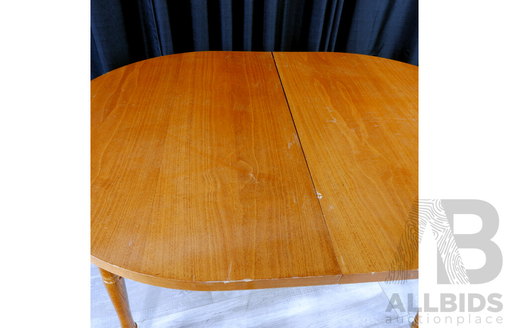 Modern Pine Extension Dining Table