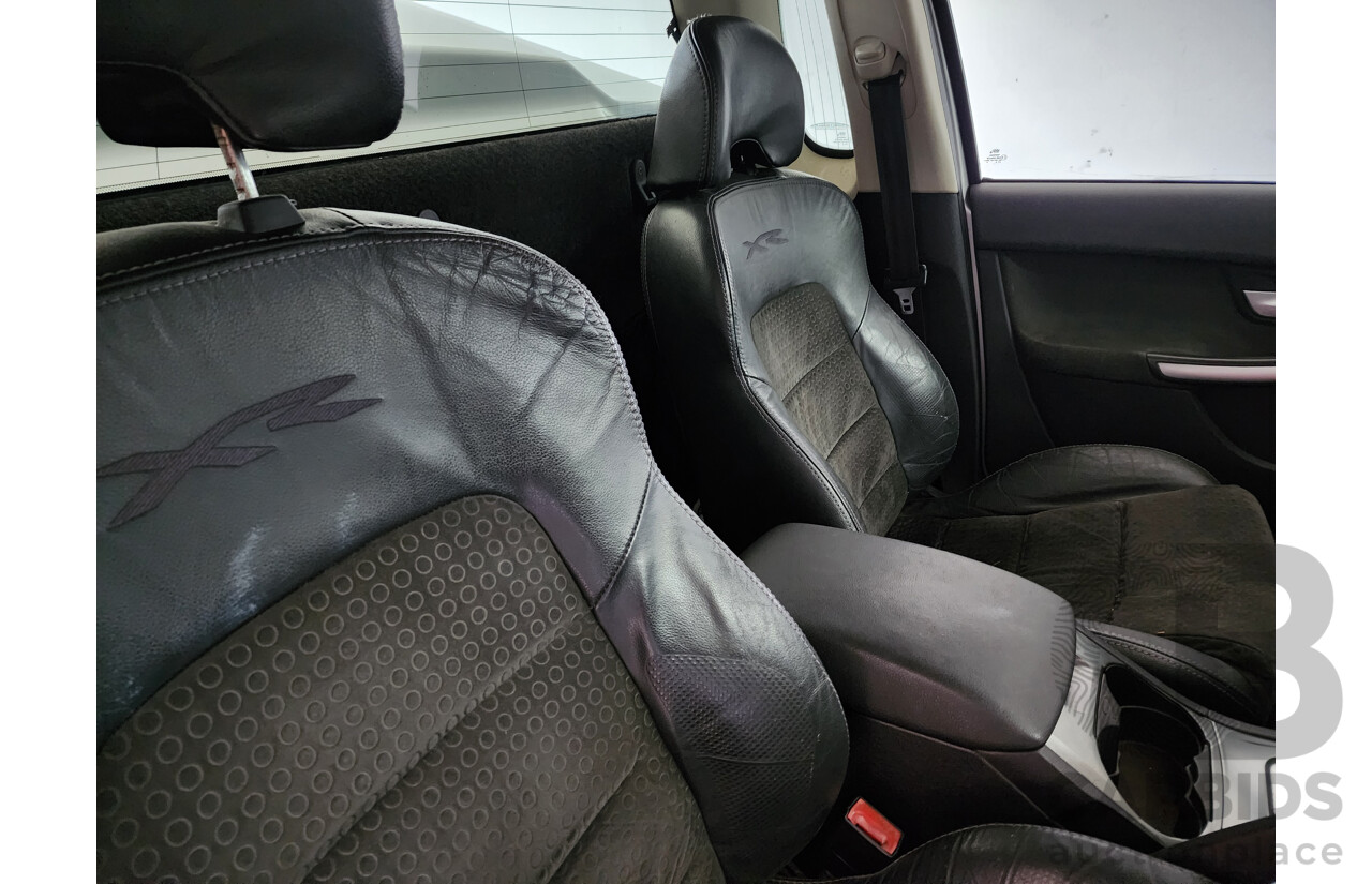 04/2006 Ford Falcon XR6 MAGNET RWD BF Utility Silver 4.0L