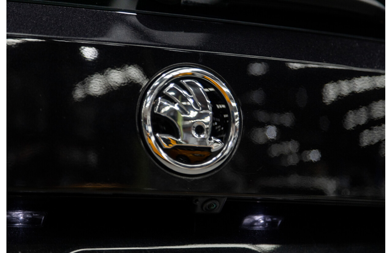 01/2018 Skoda Kodiaq 132TSI (4x4) NS MY18 4d Wagon Black Magic Pearl Turbo 2.0L - 7 Seater