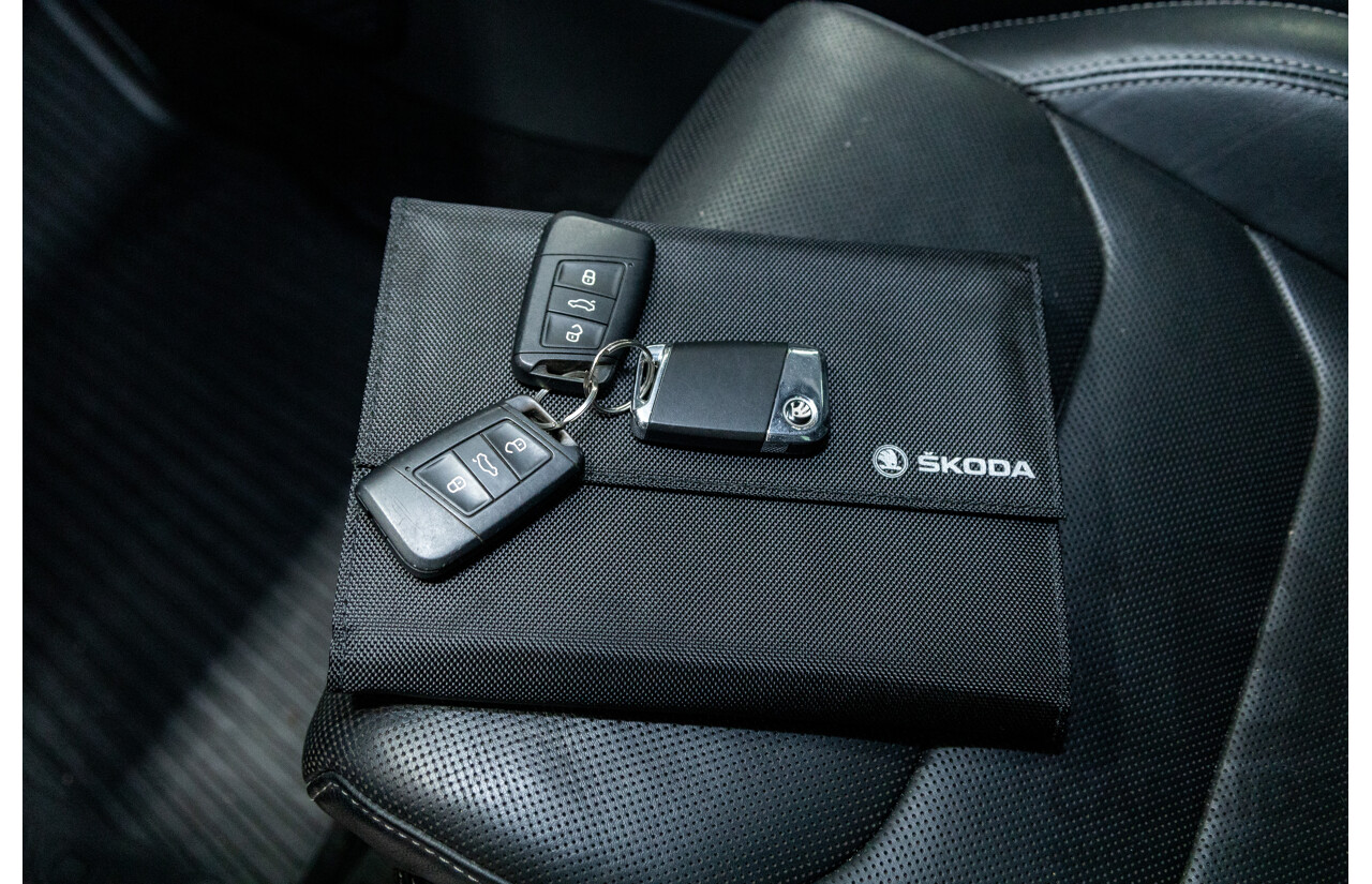 01/2018 Skoda Kodiaq 132TSI (4x4) NS MY18 4d Wagon Black Magic Pearl Turbo 2.0L - 7 Seater