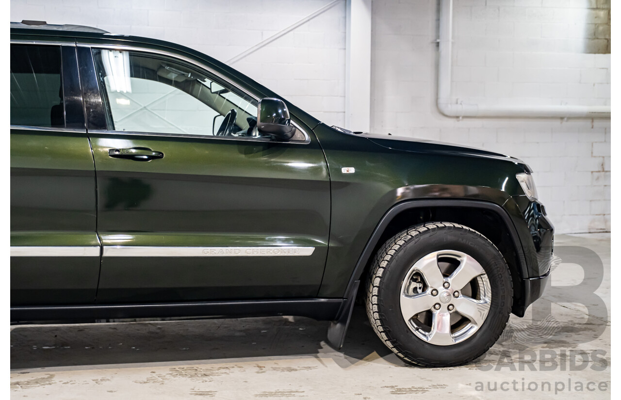 2/2011 Jeep Grand Cherokee Laredo (4x4) WK 4d Wagon Green V6 3.6L