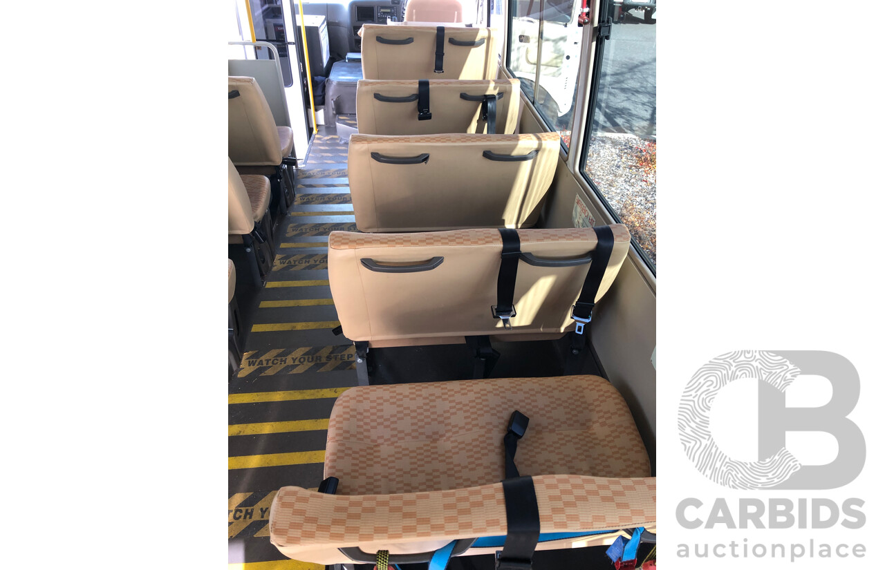 10/2007 Mitsubishi Rosa BE649 Turbo Diesel 3.9L 25 Seater Bus with Braun Vista Commercial Wheelchair Lift