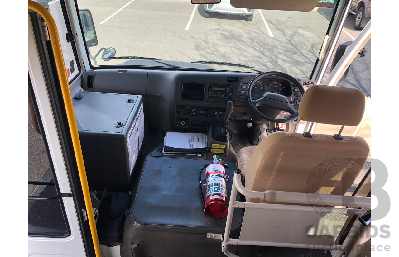 10/2007 Mitsubishi Rosa BE649 Turbo Diesel 3.9L 25 Seater Bus with Braun Vista Commercial Wheelchair Lift