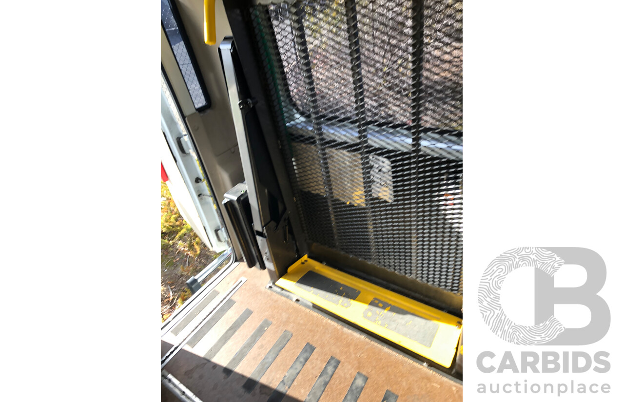 10/2007 Mitsubishi Rosa BE649 Turbo Diesel 3.9L 25 Seater Bus with Braun Vista Commercial Wheelchair Lift