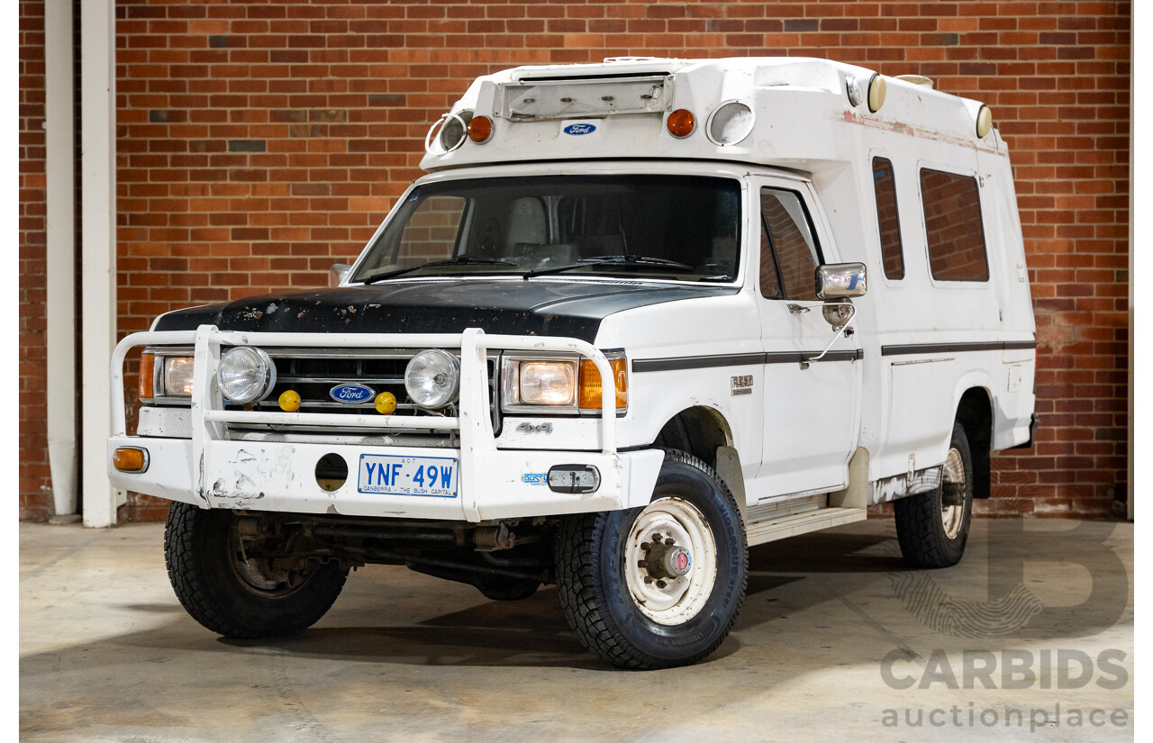 6/1991 Ford F350 Custom (4x4) 2d Ex-Ambulance White V8 5.8L