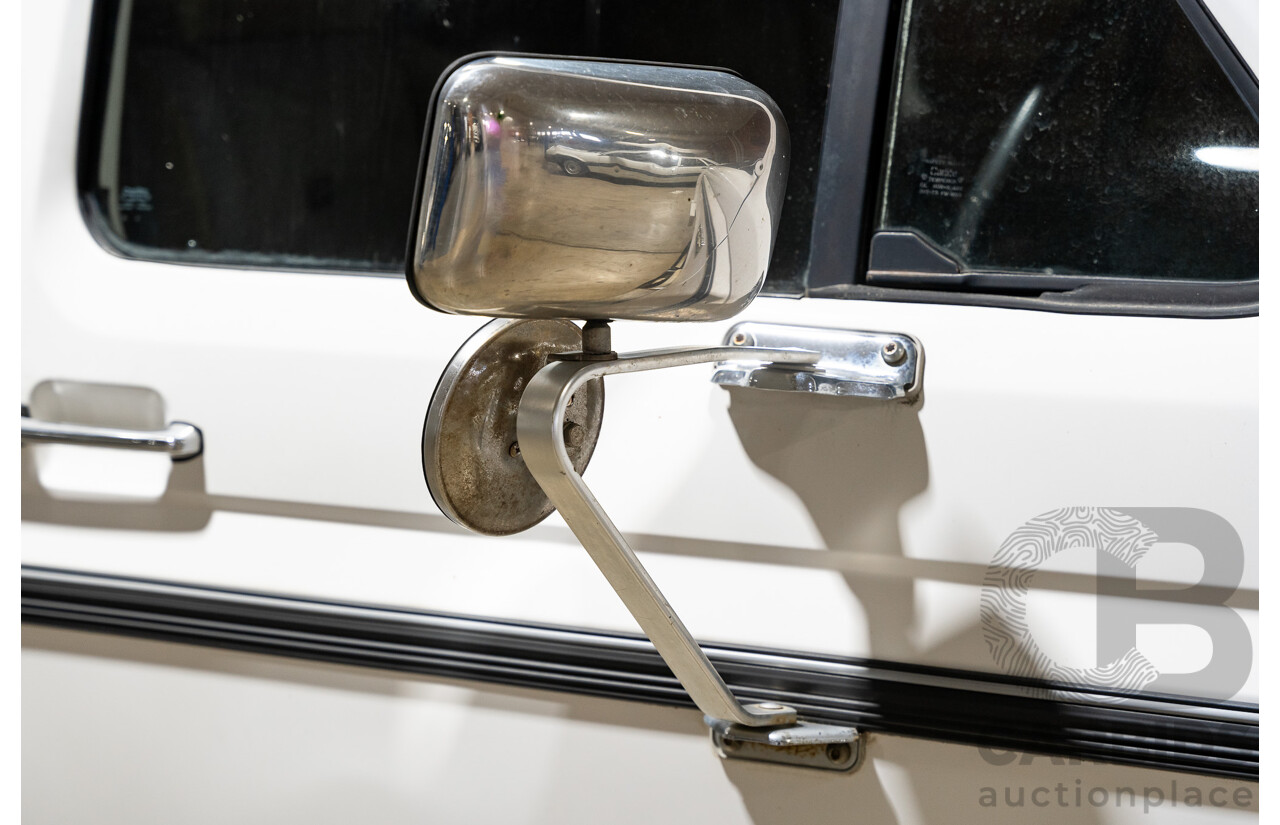 6/1991 Ford F350 Custom (4x4) 2d Ex-Ambulance White V8 5.8L