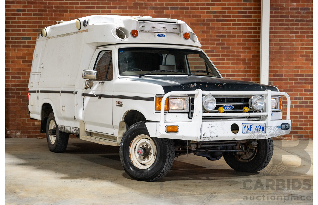 6/1991 Ford F350 Custom (4x4) 2d Ex-Ambulance White V8 5.8L