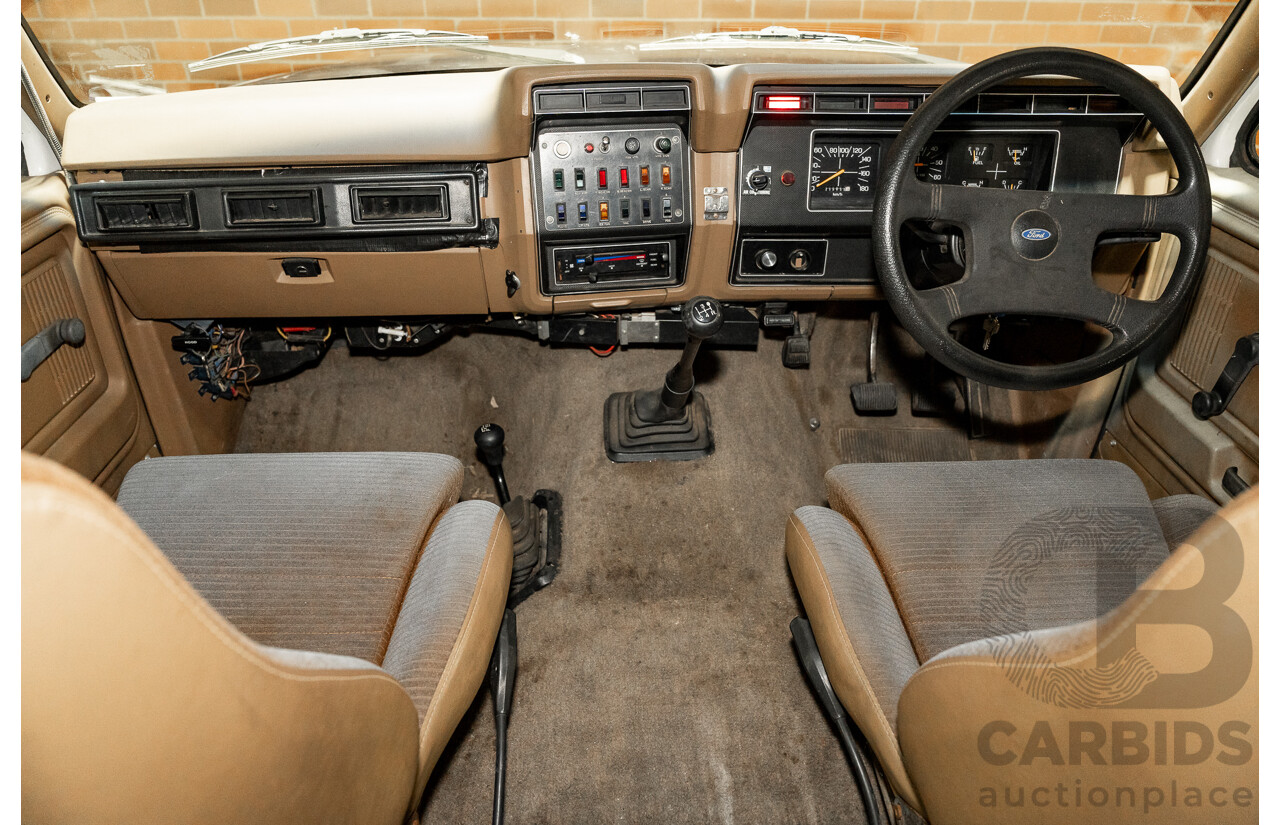 6/1991 Ford F350 Custom (4x4) 2d Ex-Ambulance White V8 5.8L