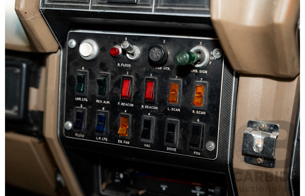 6/1991 Ford F350 Custom (4x4) 2d Ex-Ambulance White V8 5.8L