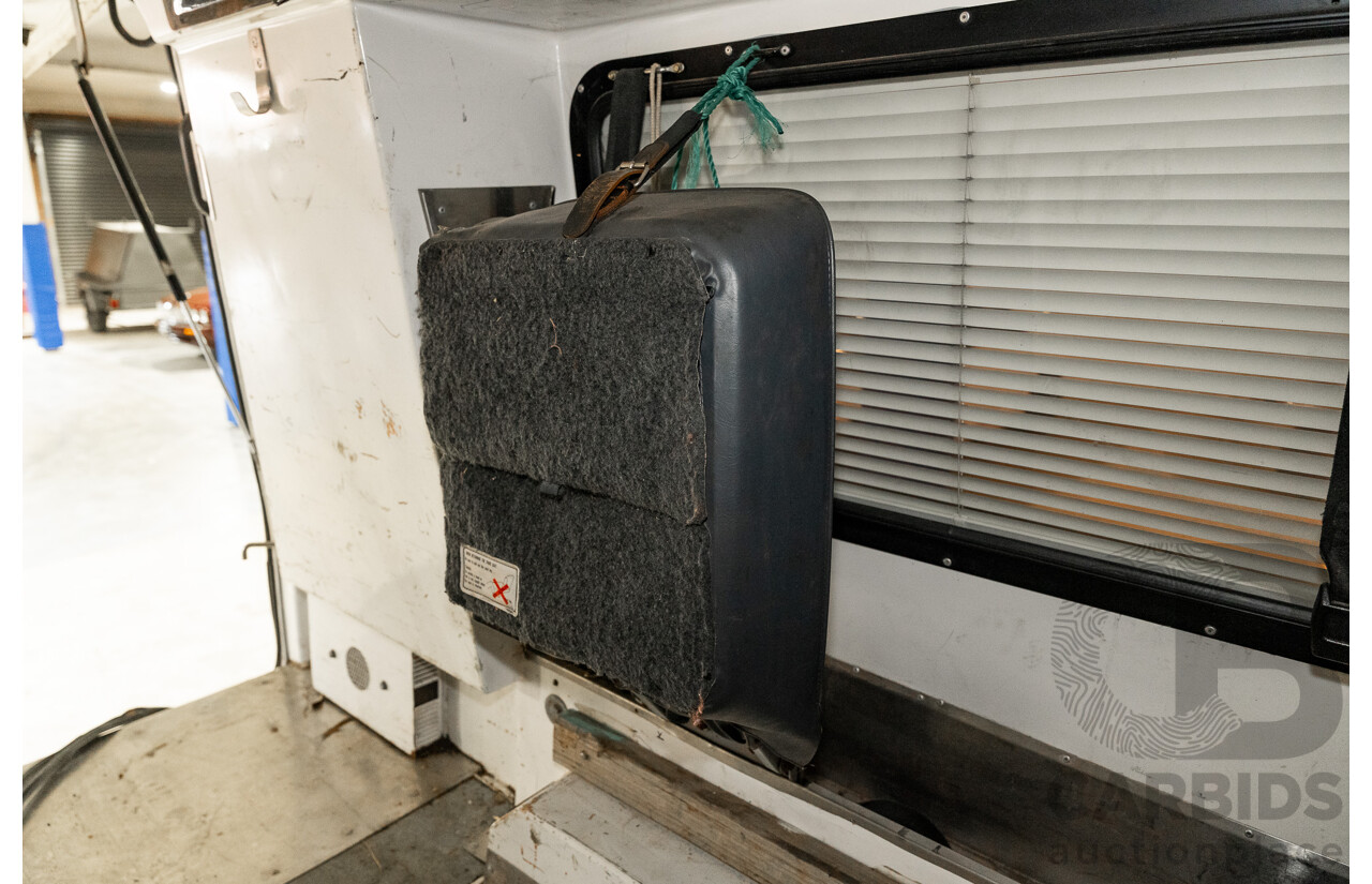 6/1991 Ford F350 Custom (4x4) 2d Ex-Ambulance White V8 5.8L