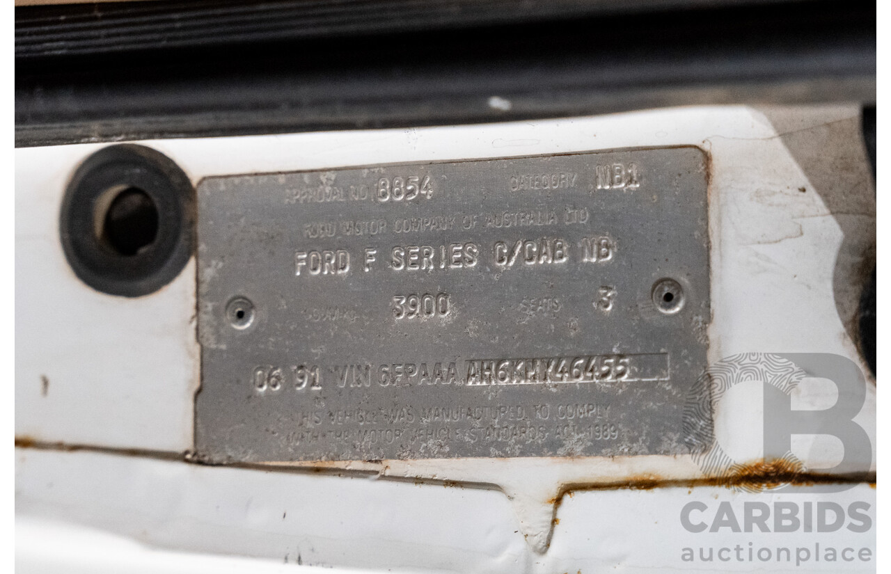 6/1991 Ford F350 Custom (4x4) 2d Ex-Ambulance White V8 5.8L