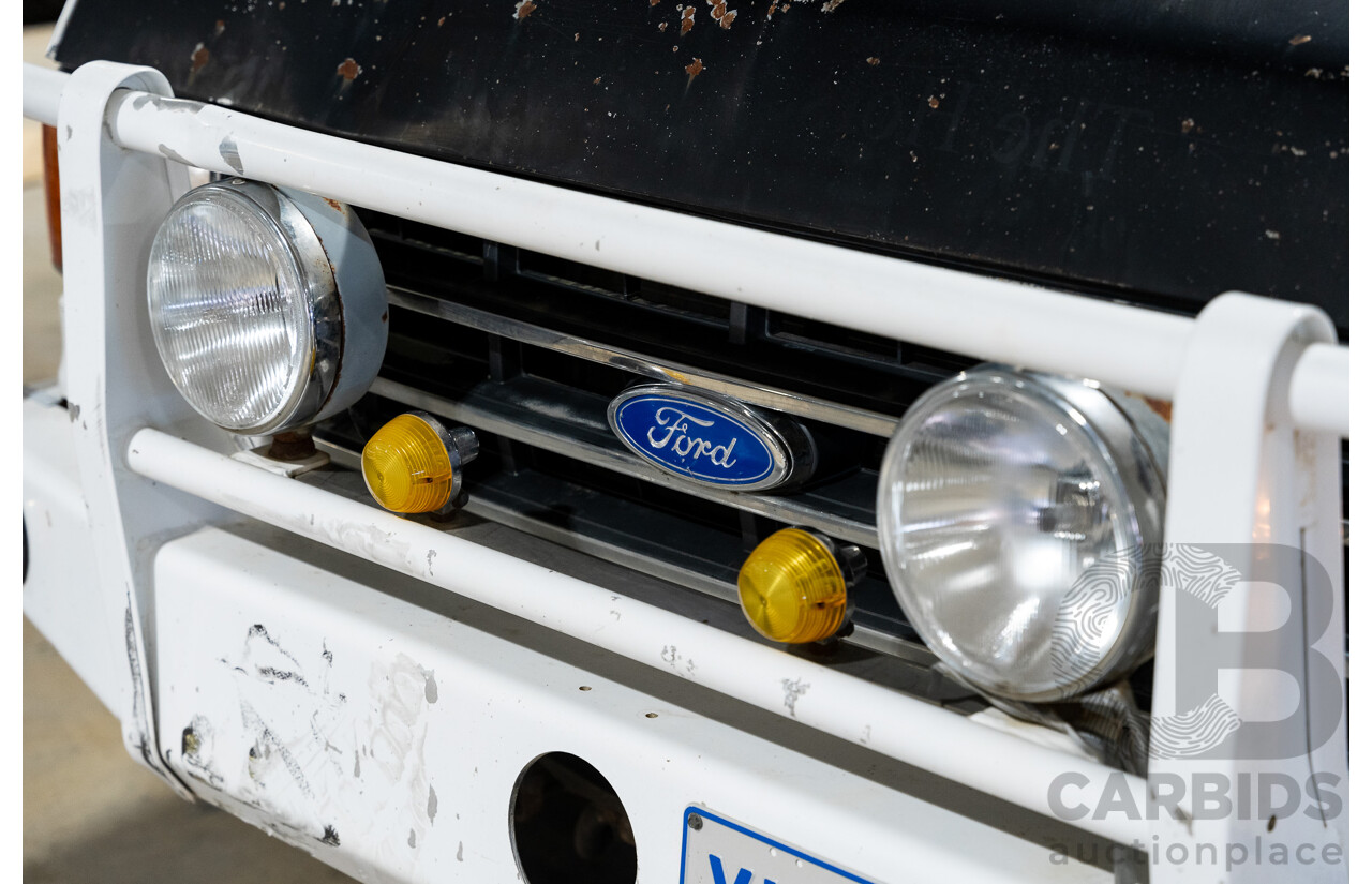 6/1991 Ford F350 Custom (4x4) 2d Ex-Ambulance White V8 5.8L