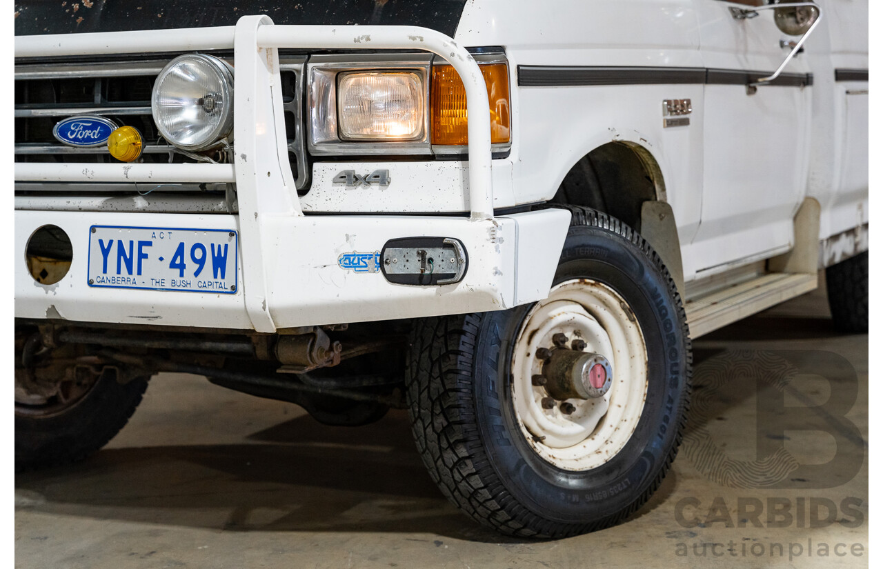 6/1991 Ford F350 Custom (4x4) 2d Ex-Ambulance White V8 5.8L