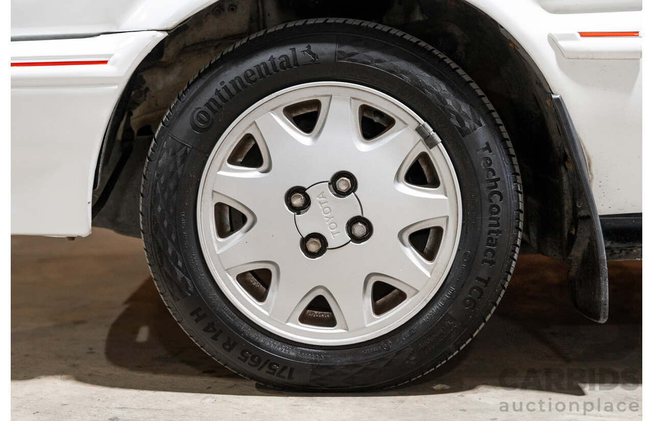 10/1990 Toyota Corolla SX SECA AE93 5d Liftback White 4A-GE 1.6L