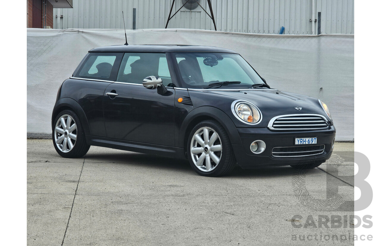 4/2008 Mini Cooper R56 2d Hatchback Astro Black 1.6L