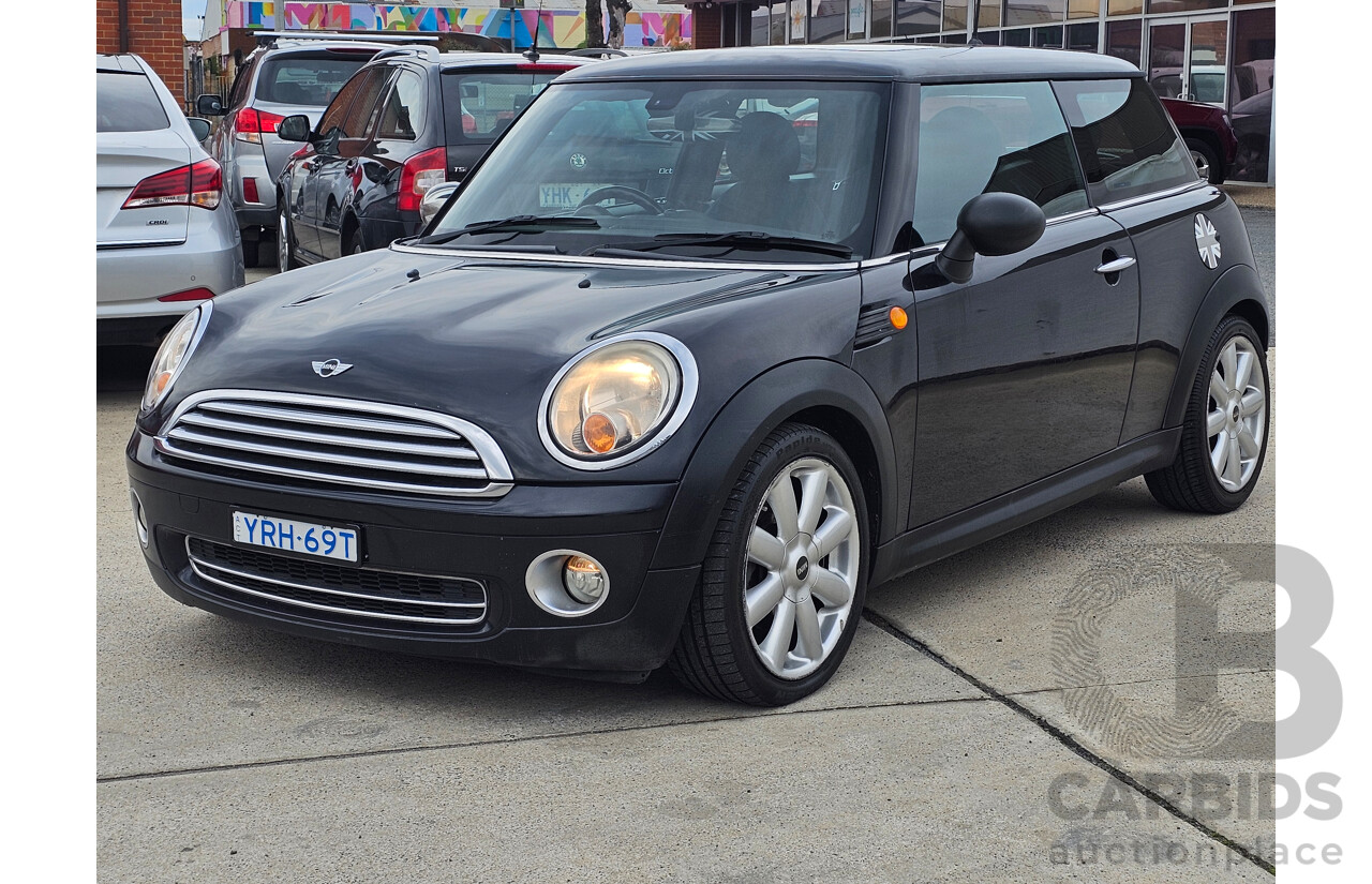 4/2008 Mini Cooper R56 2d Hatchback Astro Black 1.6L