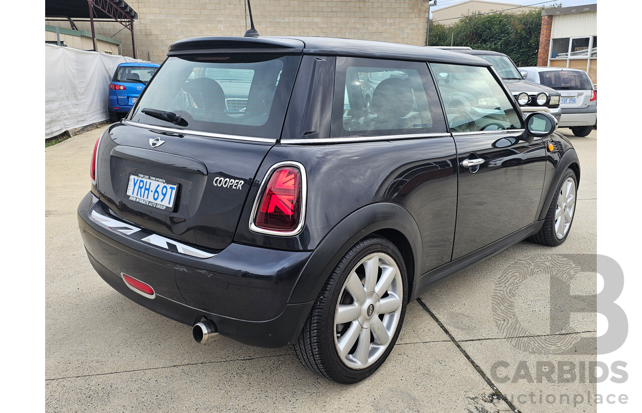 4/2008 Mini Cooper R56 2d Hatchback Astro Black 1.6L