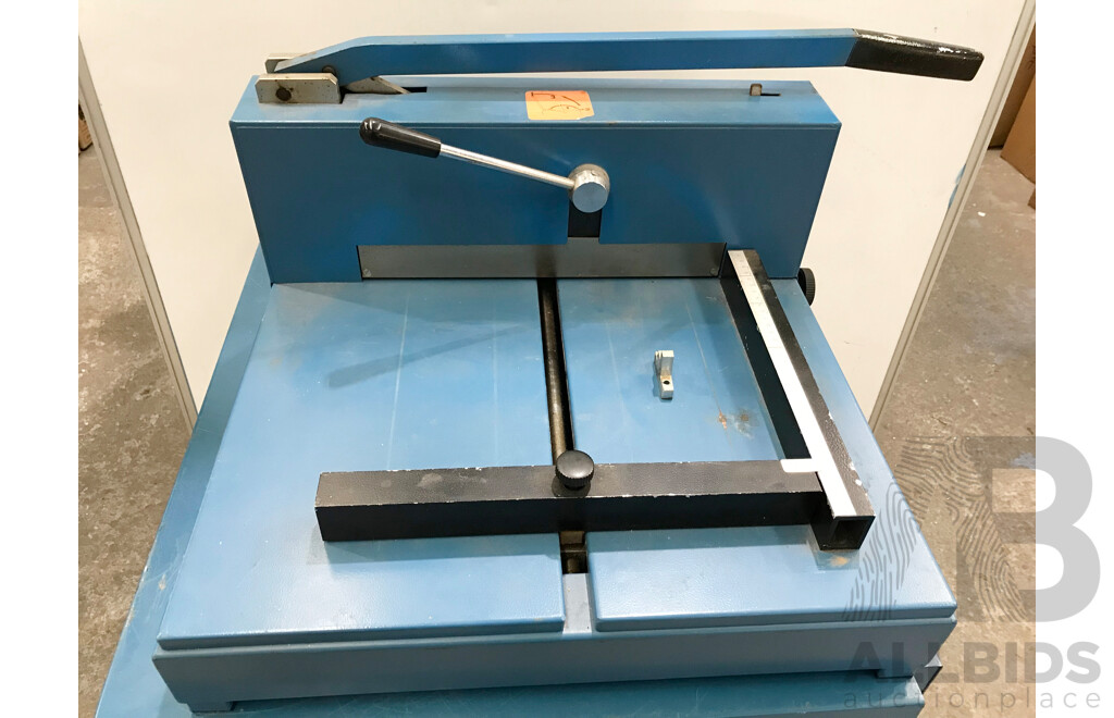 Dahle Heavy Duty Paper Cutter Guillotine with Trolley
