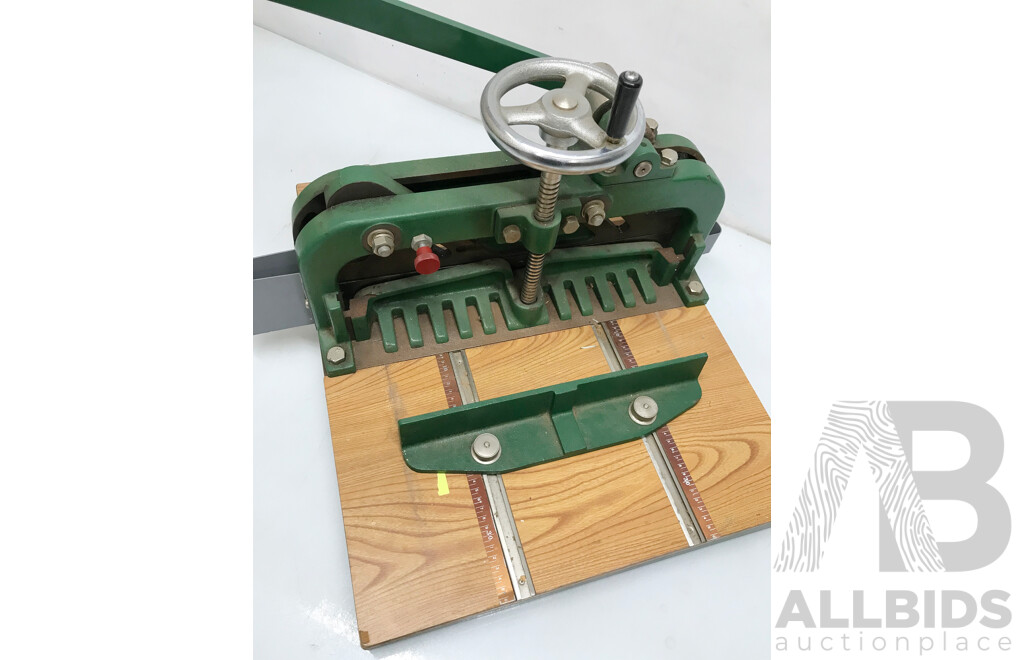 Cast Iron Press Guillotine