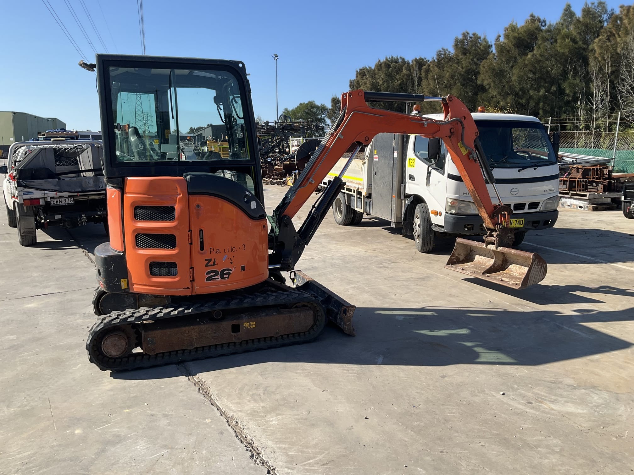 2017 Hitachi ZX26U-5 Mini Excavator - Lot 1542184 | ALLBIDS