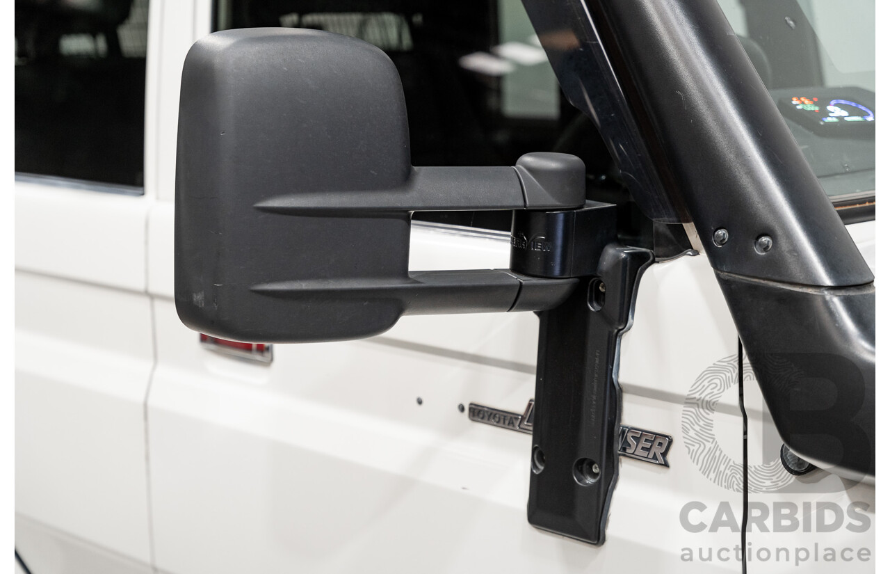 1/2009 Toyota Landcruiser GXL (4x4) VDJ76R 09 Upgrade 4d Wagon White Turbo Diesel V8 4.5L