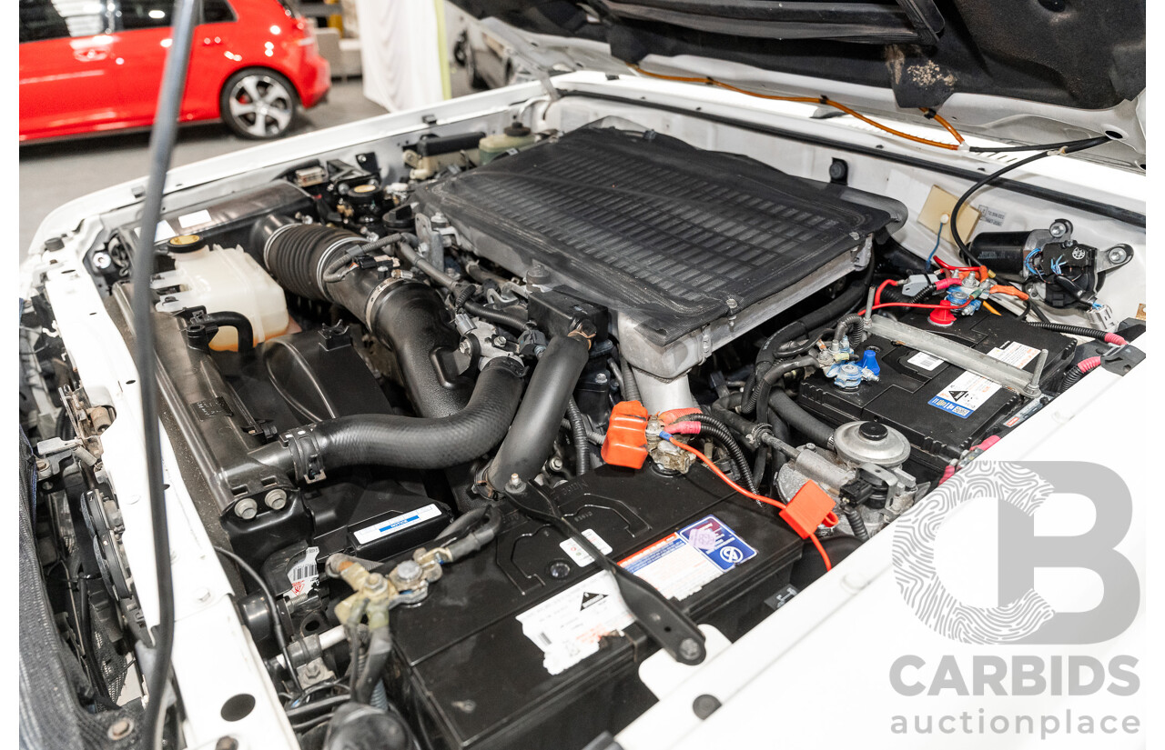 1/2009 Toyota Landcruiser GXL (4x4) VDJ76R 09 Upgrade 4d Wagon White Turbo Diesel V8 4.5L