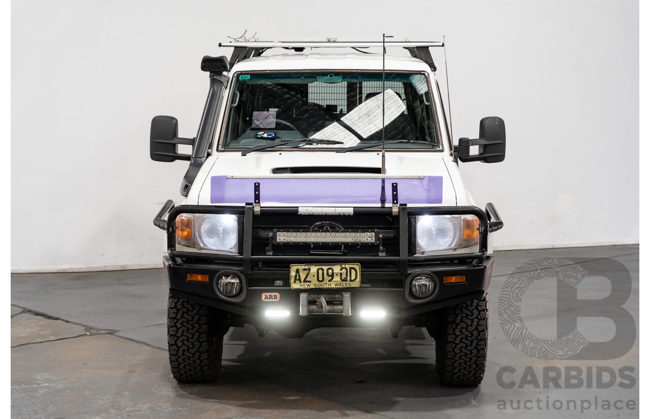 1/2009 Toyota Landcruiser GXL (4x4) VDJ76R 09 Upgrade 4d Wagon White Turbo Diesel V8 4.5L