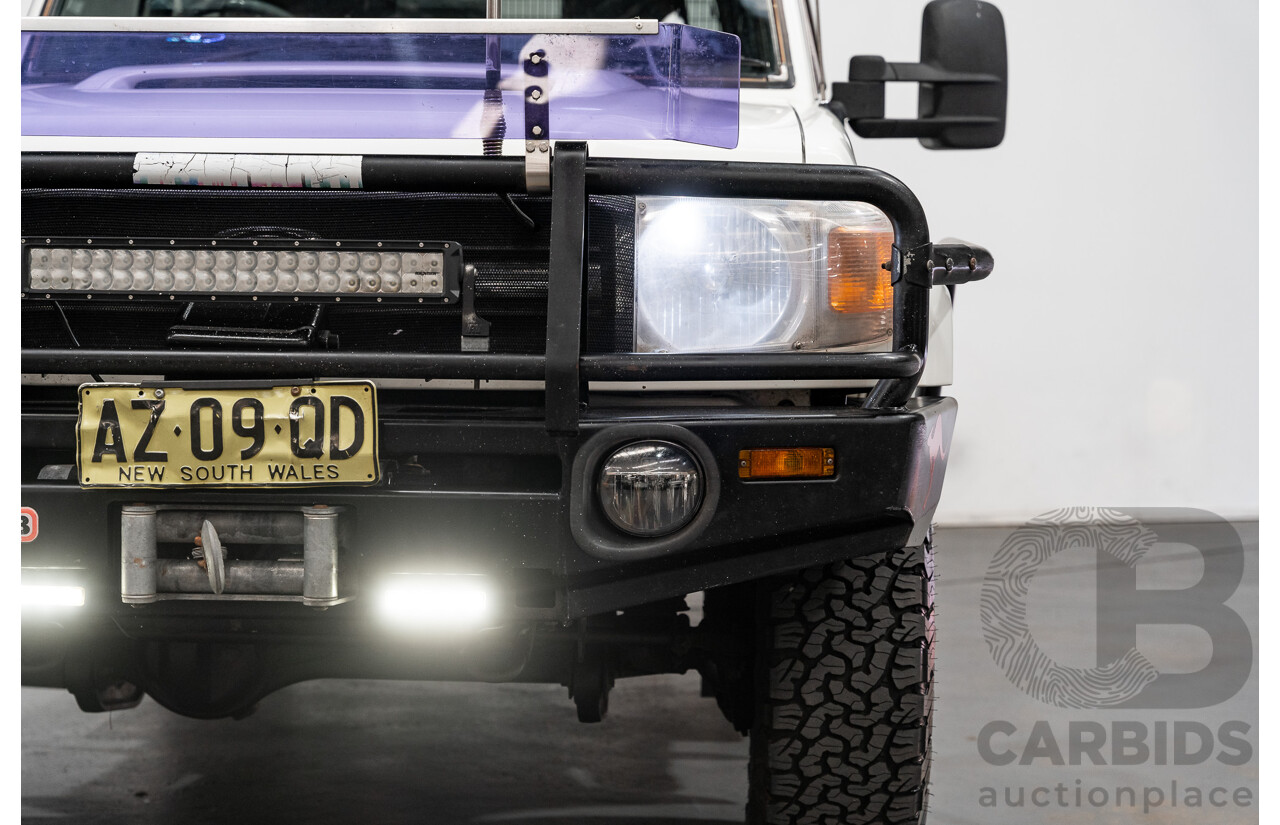 1/2009 Toyota Landcruiser GXL (4x4) VDJ76R 09 Upgrade 4d Wagon White Turbo Diesel V8 4.5L