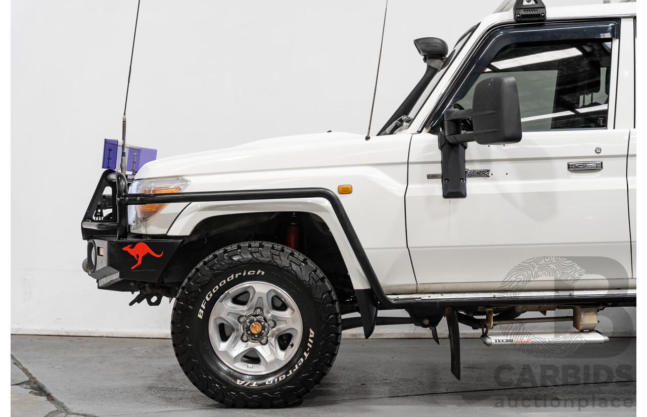 1/2009 Toyota Landcruiser GXL (4x4) VDJ76R 09 Upgrade 4d Wagon White Turbo Diesel V8 4.5L