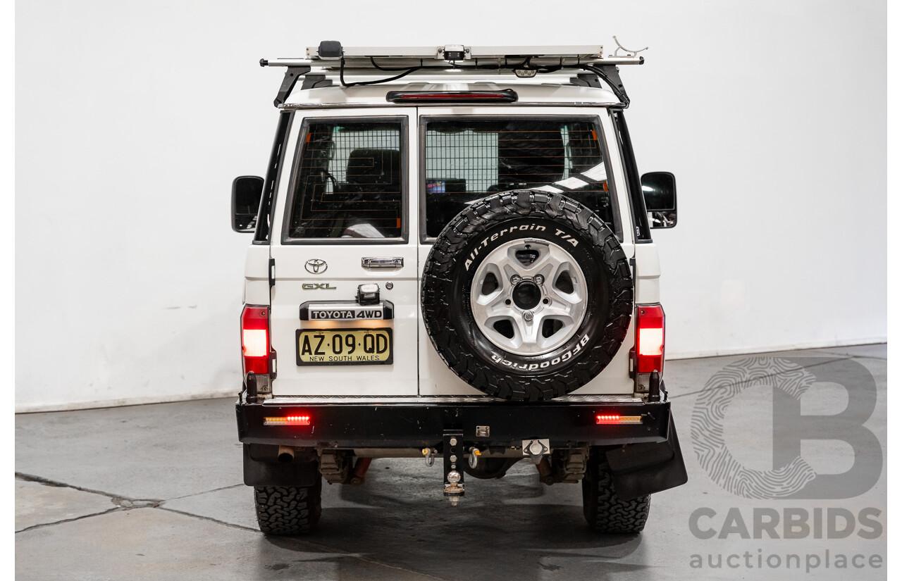 1/2009 Toyota Landcruiser GXL (4x4) VDJ76R 09 Upgrade 4d Wagon White Turbo Diesel V8 4.5L