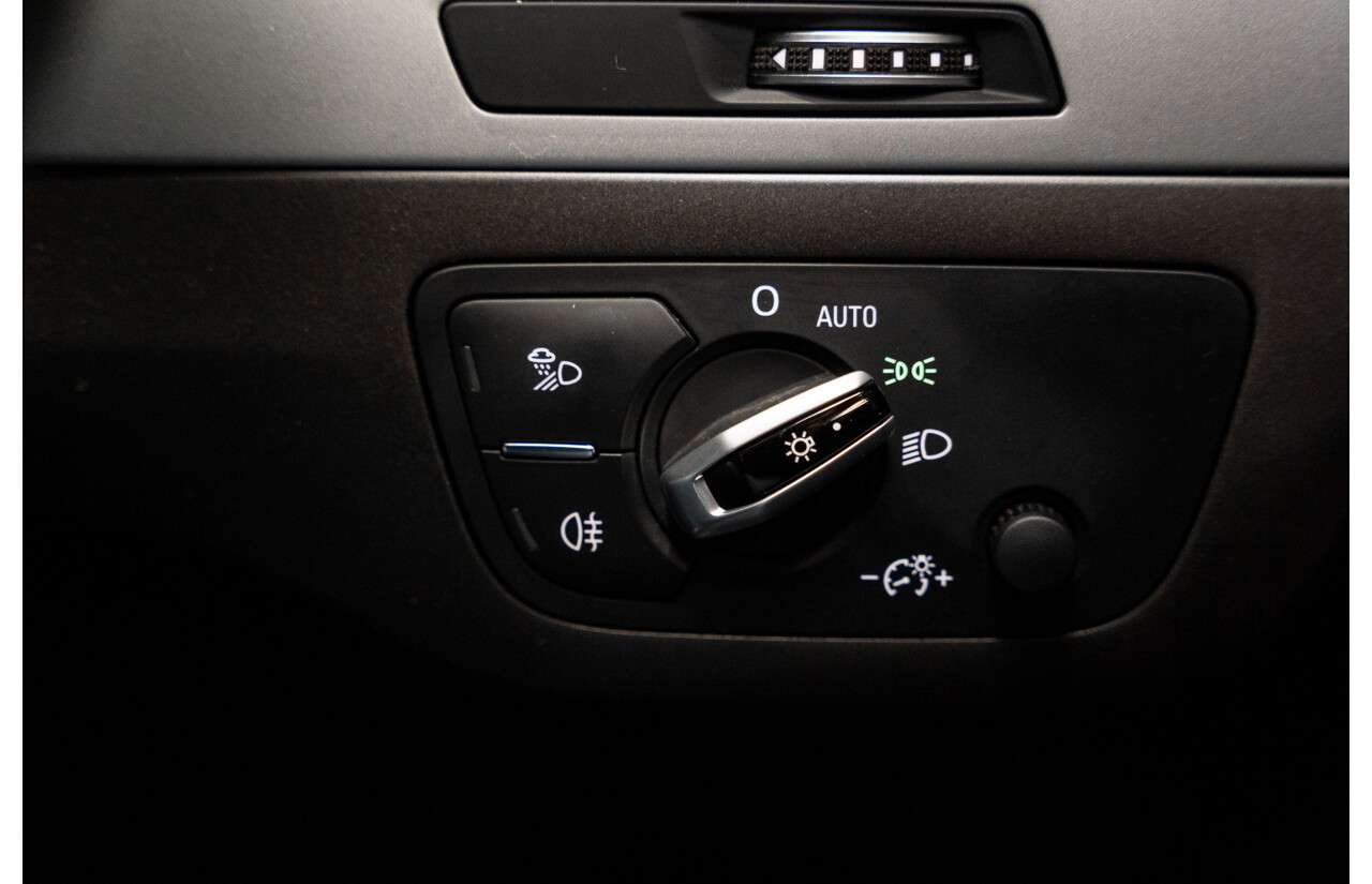 6/2016 Audi Q7 3.0 TDI Quattro (AWD) 4M 4d Wagon Carrara White Turbo Diesel V6 3.0L - 7 Seater