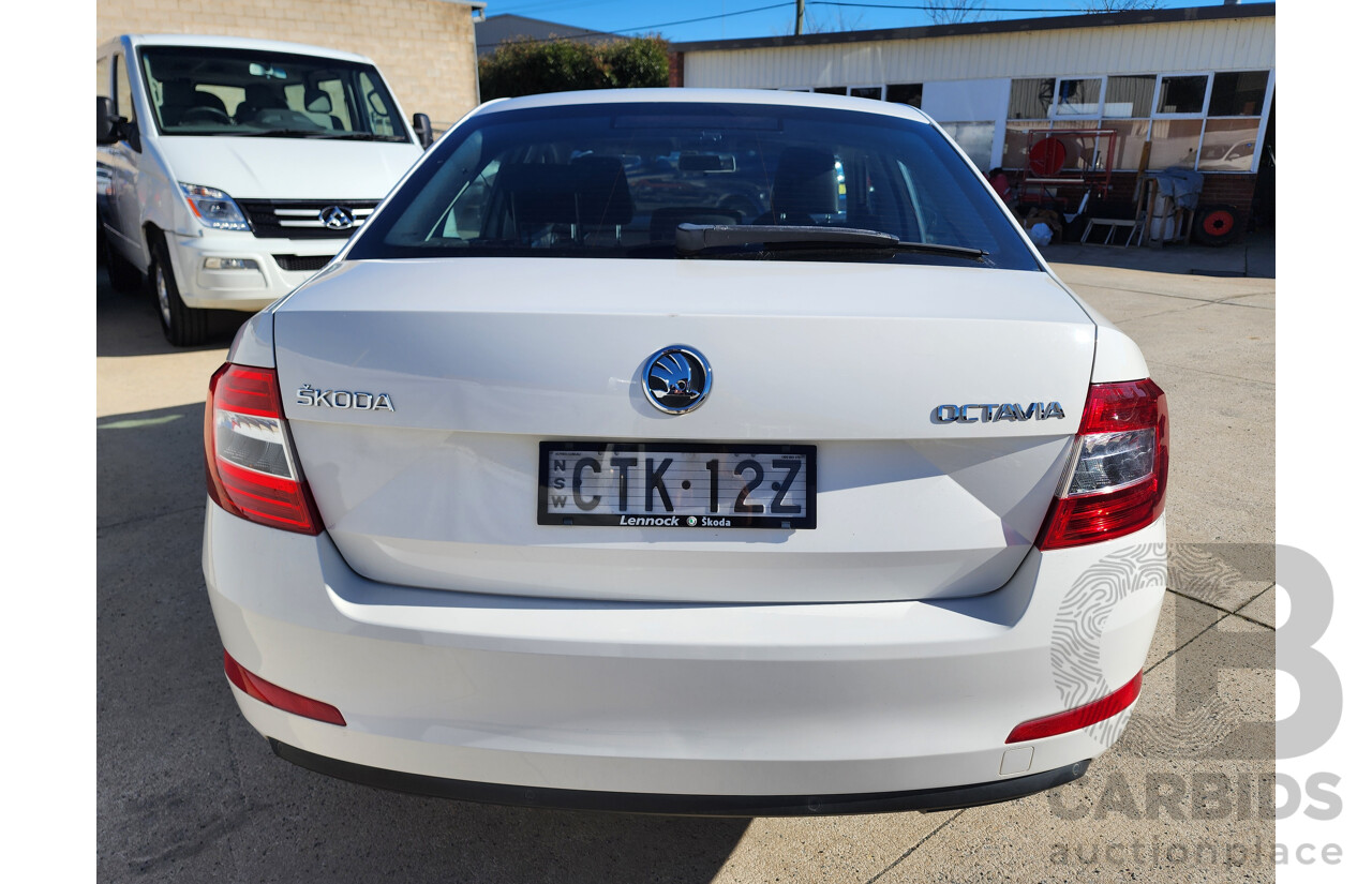 04/2014 Skoda Octavia 103 TSI AMBITION PLUS FWD NE 5D Hatchback White 1.4L