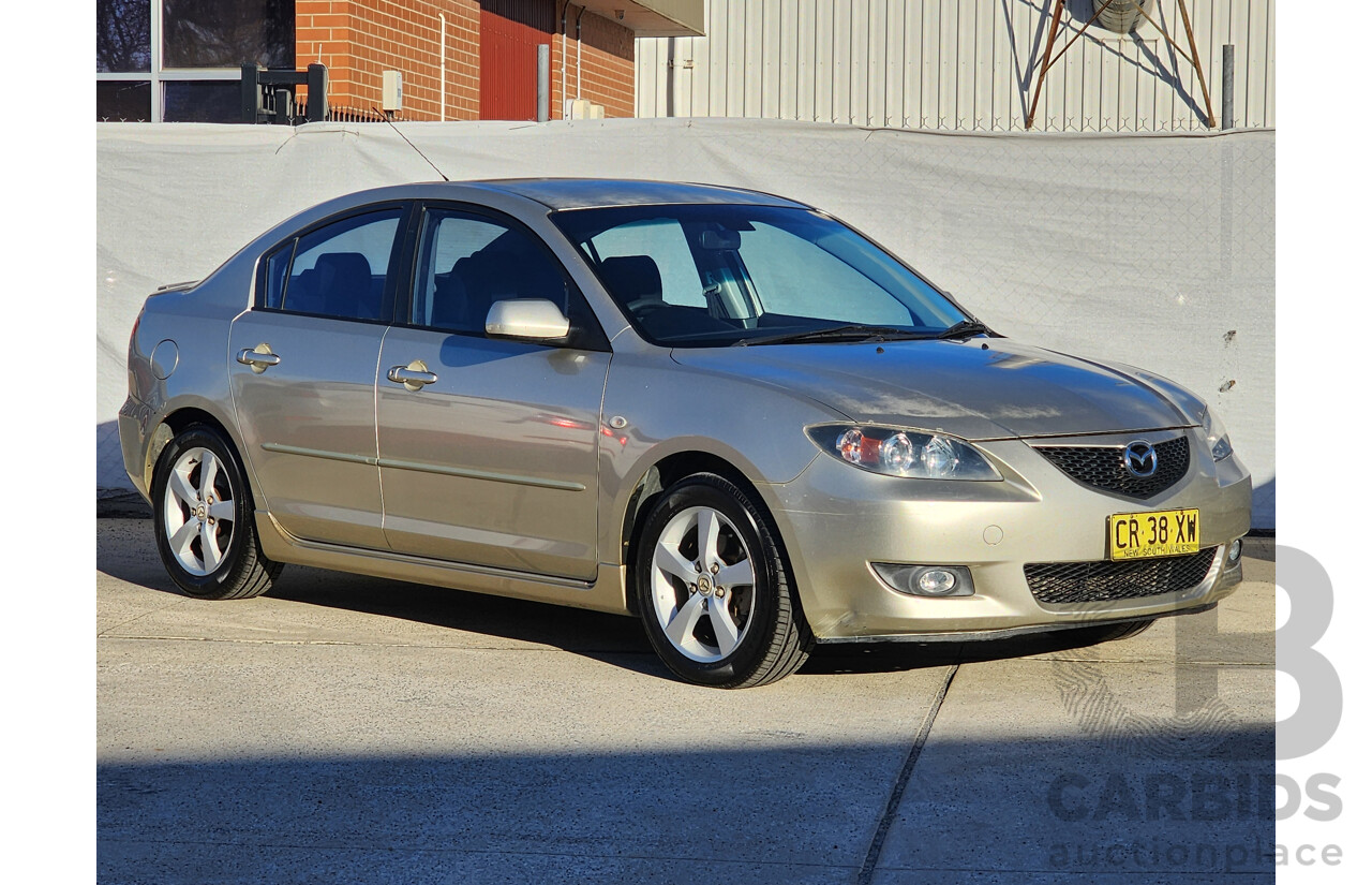 01/2005 Mazda Mazda3 MAXX SPORT FWD BK 4D Sedan Silver 2.0L