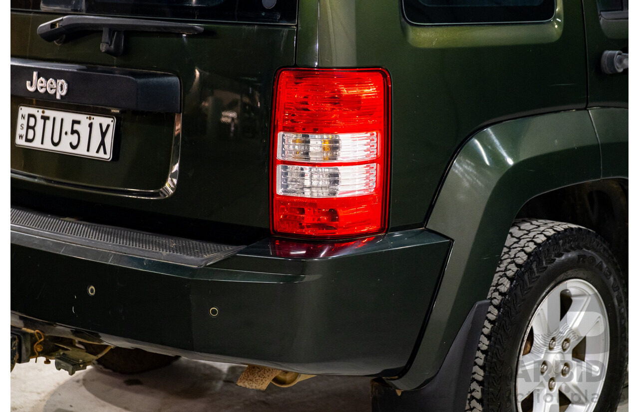 12/2010 Jeep Cherokee Sport (4x4) KK 4d Wagon Metallic Green V6 3.7L