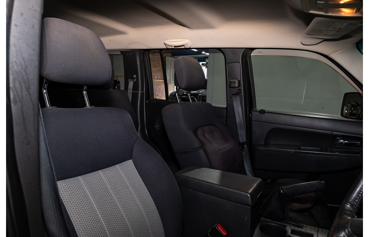 12/2010 Jeep Cherokee Sport (4x4) KK 4d Wagon Metallic Green V6 3.7L