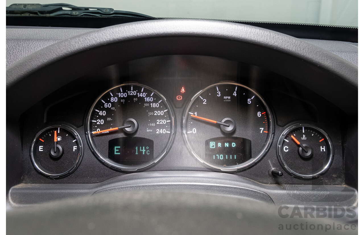 12/2010 Jeep Cherokee Sport (4x4) KK 4d Wagon Metallic Green V6 3.7L