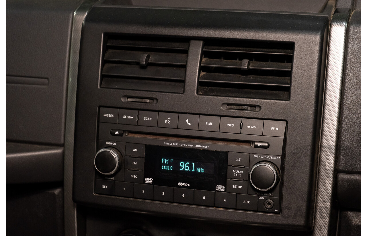 12/2010 Jeep Cherokee Sport (4x4) KK 4d Wagon Metallic Green V6 3.7L