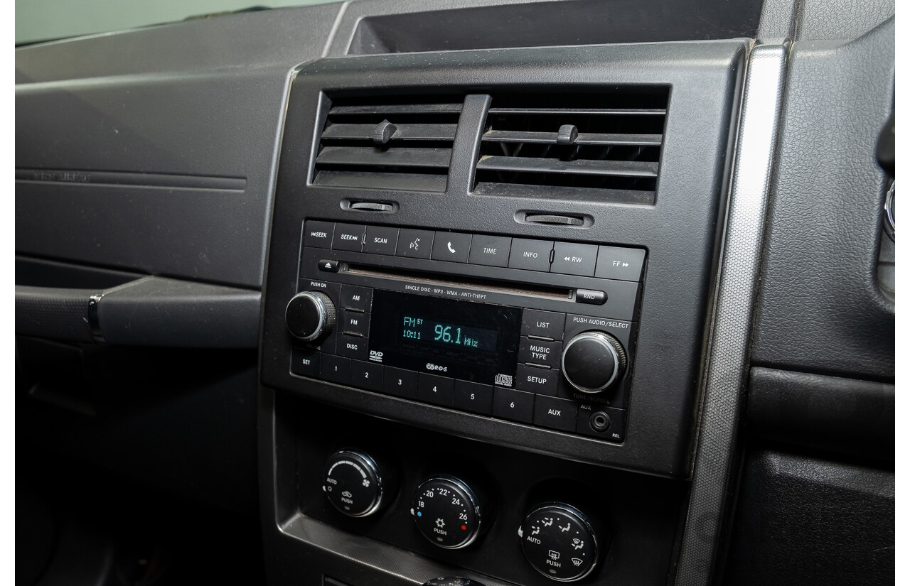 12/2010 Jeep Cherokee Sport (4x4) KK 4d Wagon Metallic Green V6 3.7L