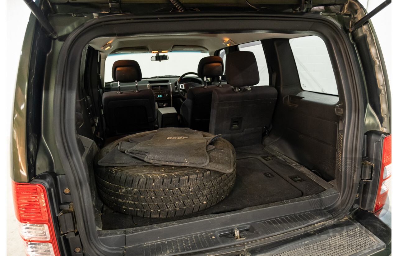 12/2010 Jeep Cherokee Sport (4x4) KK 4d Wagon Metallic Green V6 3.7L